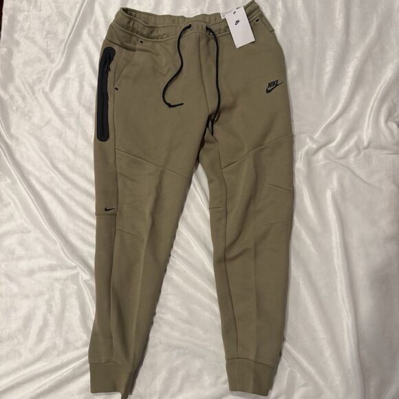 Nike Tech Fleece Neutral Olive Joggers - Picture 9 of 13